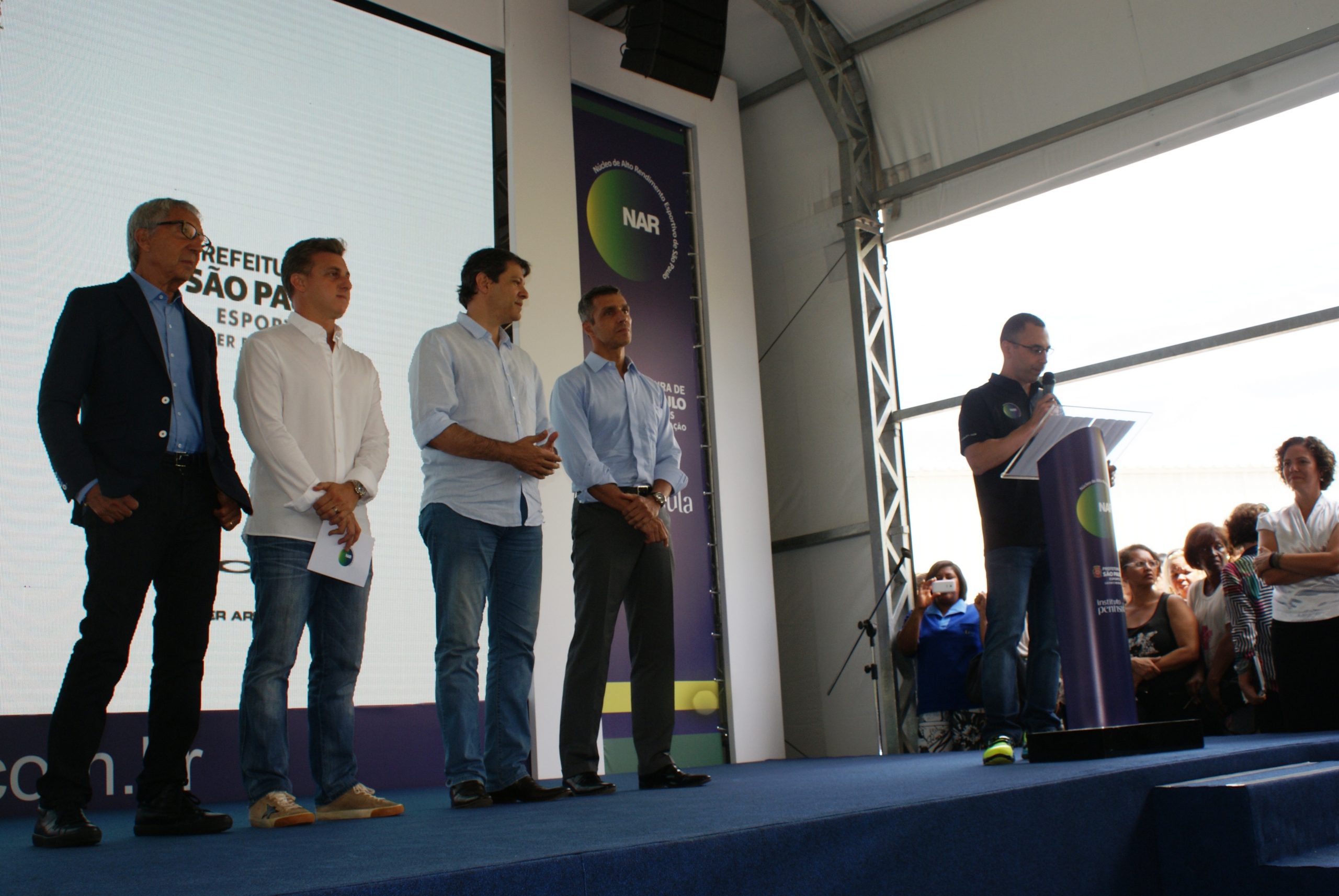 Inauguração do novo NAR conta com Fernando Haddad, família Diniz e astros do esporte