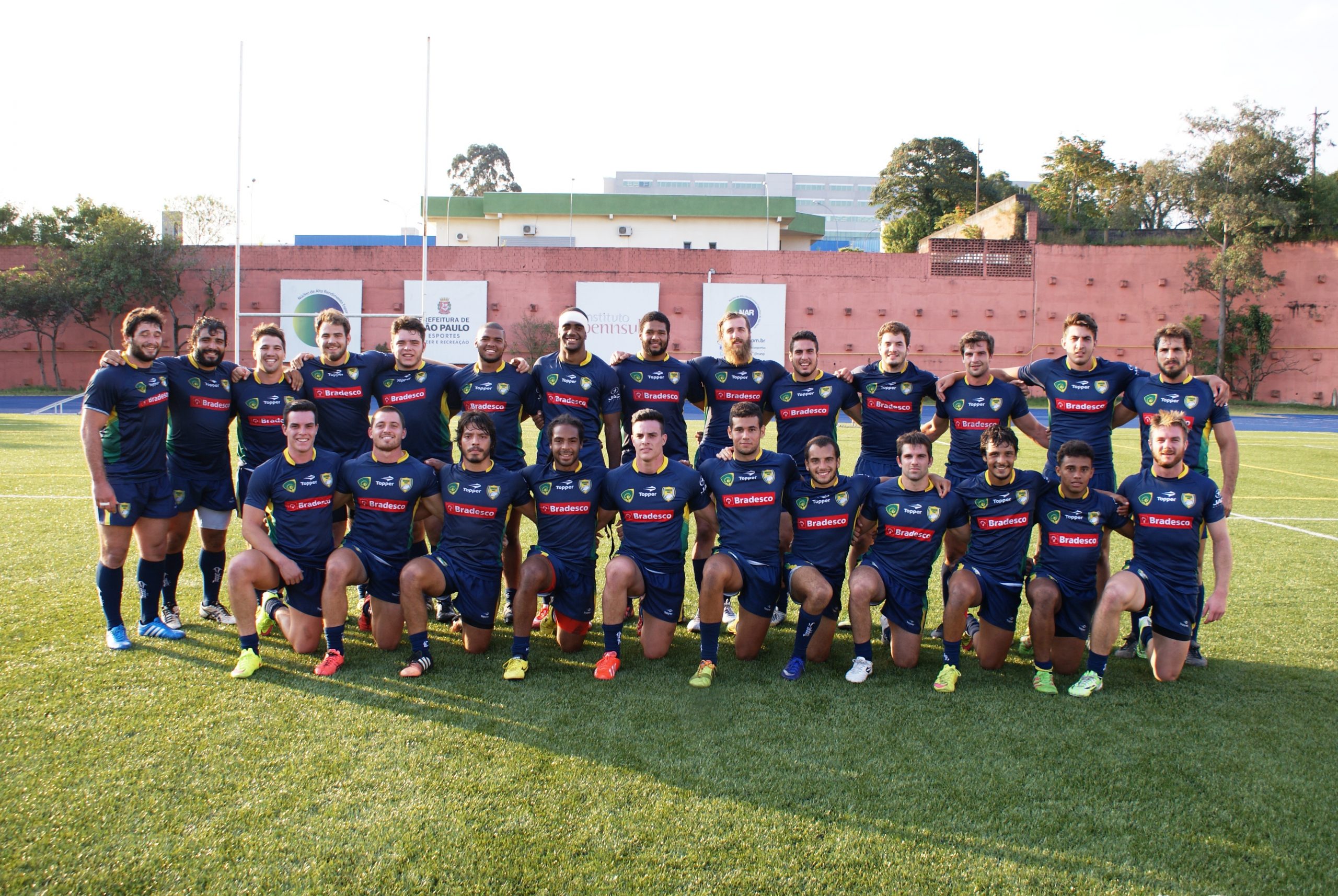 Seleção brasileira de rugby XV se prepara para partida contra Paraguai no NAR