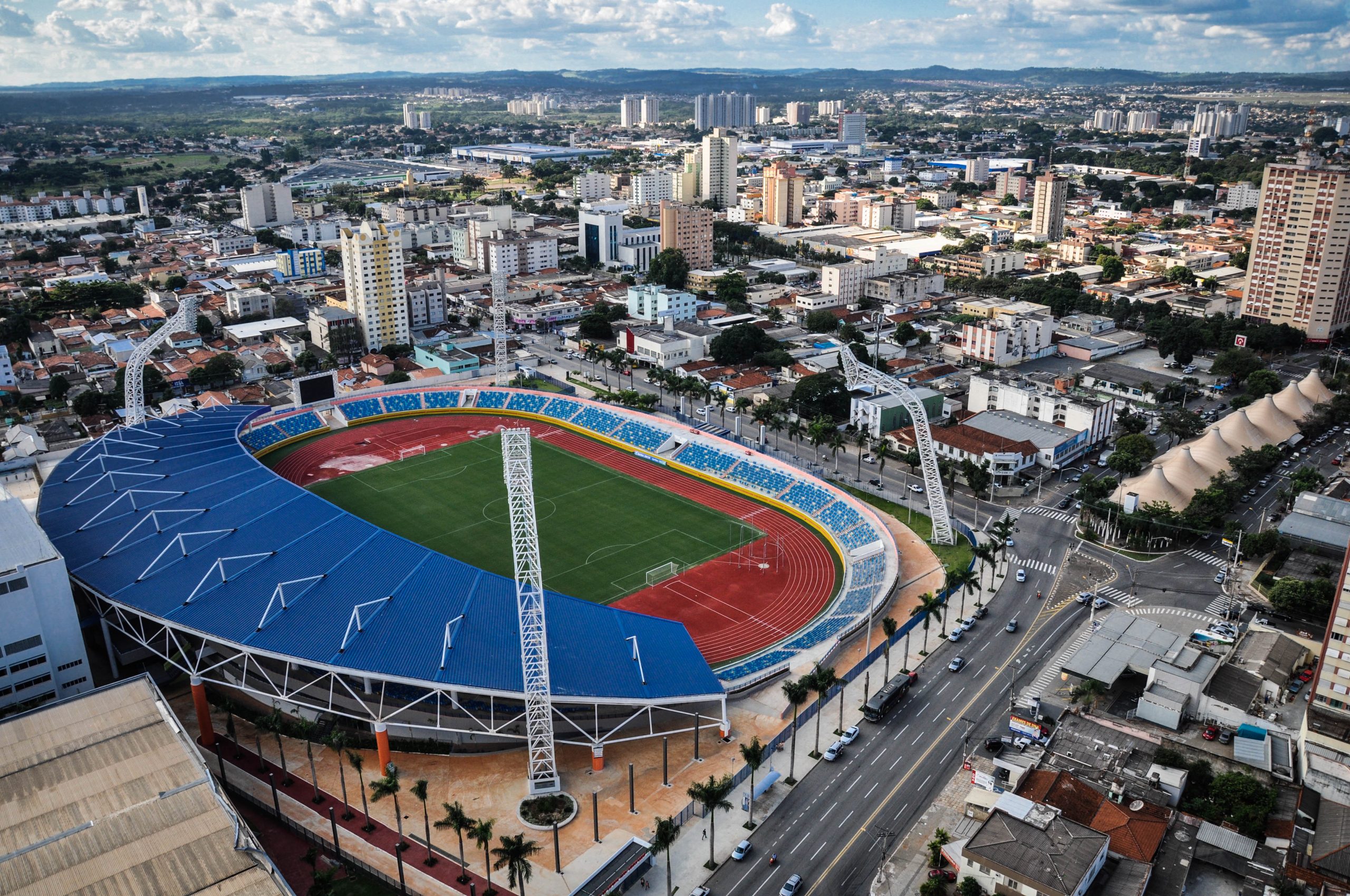 Faculdade do Esporte da UEG adota primeiras medidas para formar atletas de alto rendimento