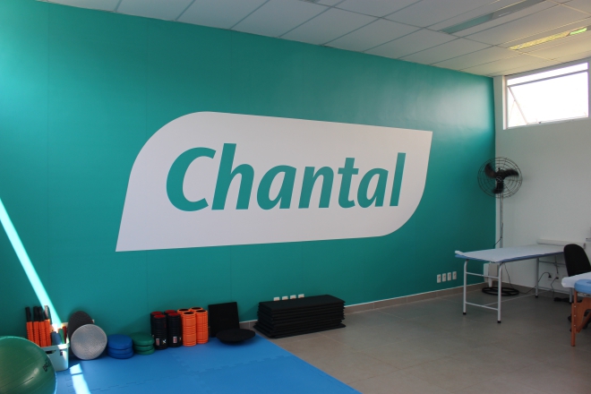 Em parceria com a Chantal, NAR inaugura sala de fisioterapia